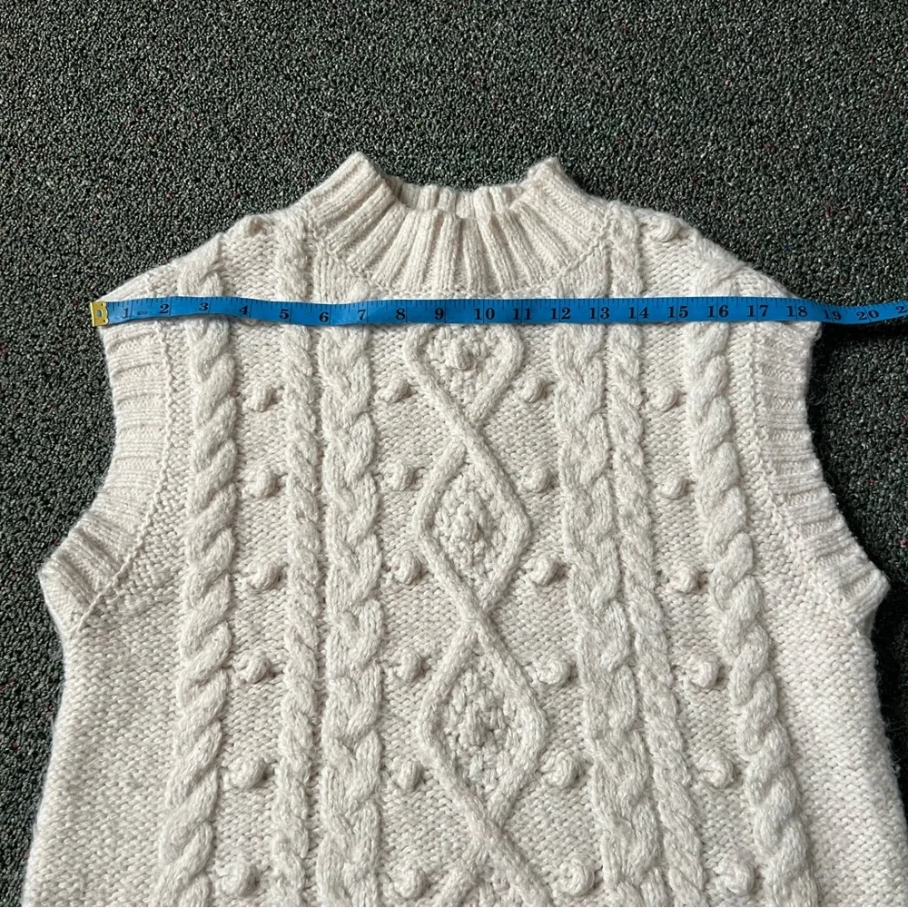 PRIMARK Off-White Cream Knit 3D Polka Dots Oversized Sweater Vest Shirt Top XS - Picture 11 of 16